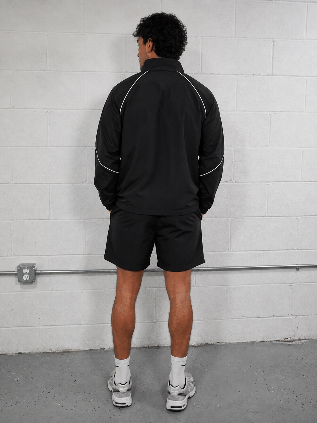 Signal Jacket Production Sample